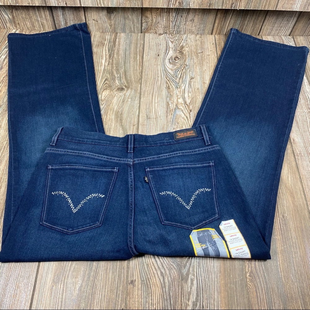 Levi's Perfectly Slimming Bootcut High Rise Jeans - Picture 2 of 8